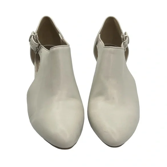 Bandolino White Wardell Pointed Closed Toe Heels Size 9 1/2 Women’s - Picture 3 of 11